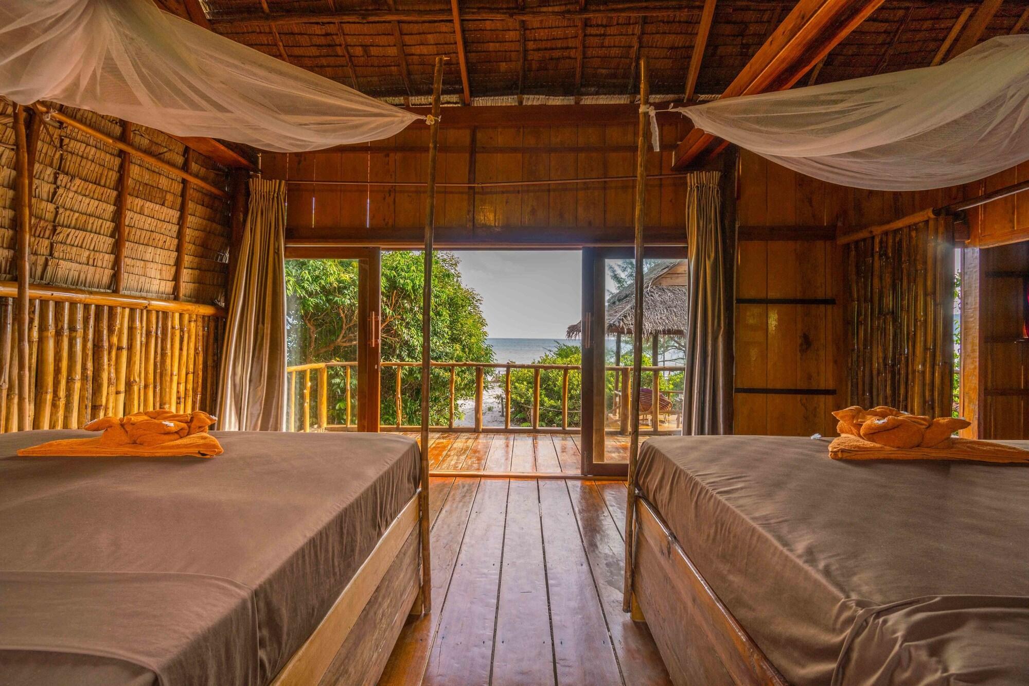 Royalretreat Resort Koh Rong Sanloem Exterior photo