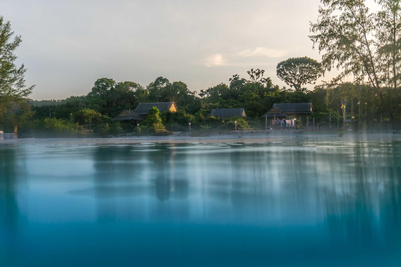 Royalretreat Resort Koh Rong Sanloem Exterior photo
