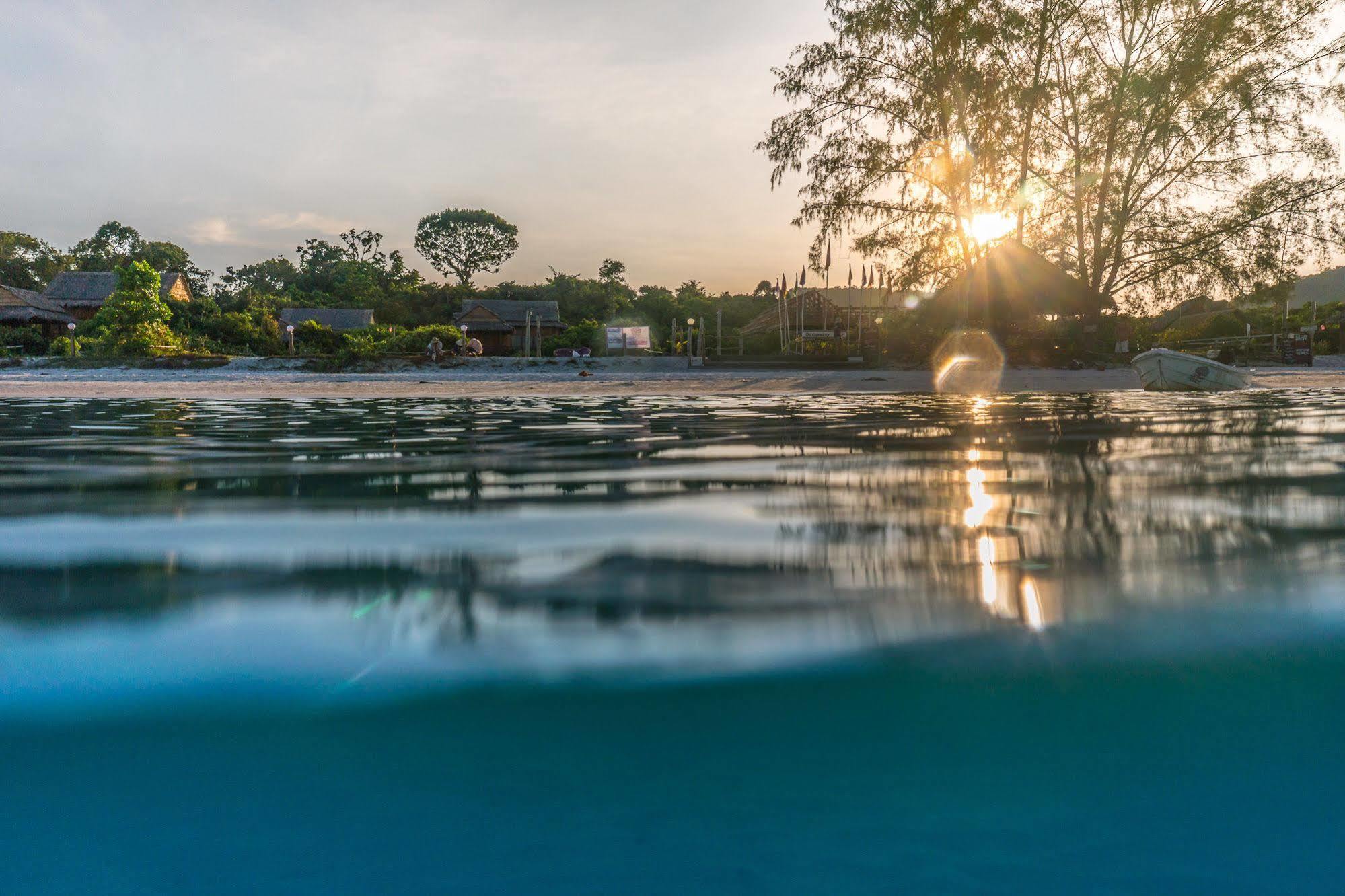 Royalretreat Resort Koh Rong Sanloem Exterior photo